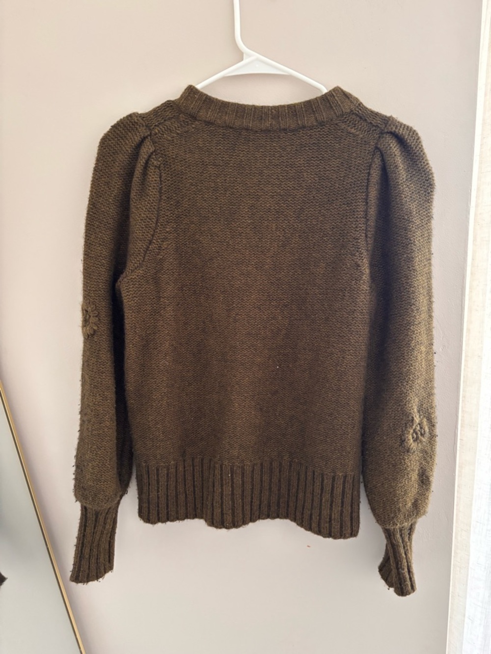 Madewell | Embroidered Edencroft Pleat-Sleeve Cardigan Sweater in Green - Picture 7 of 9